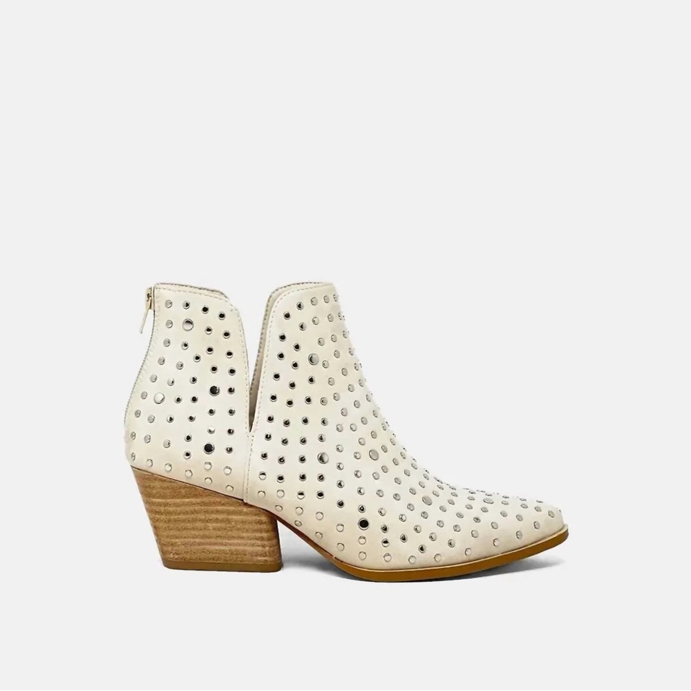 Altar'd State Yasmine Studded Western Style Booties Cream Women's Size 6